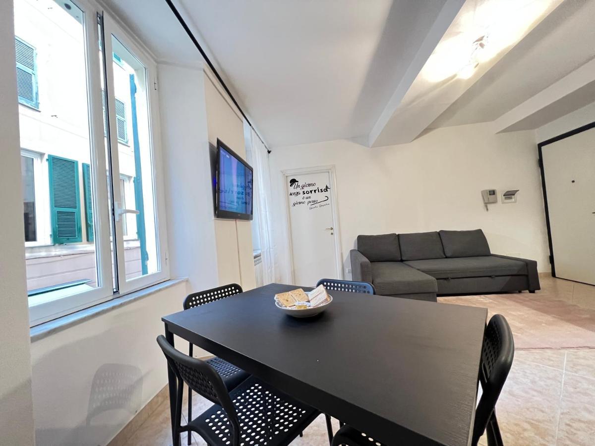 Casa Nandina In Centro Apartment Rapallo Bagian luar foto