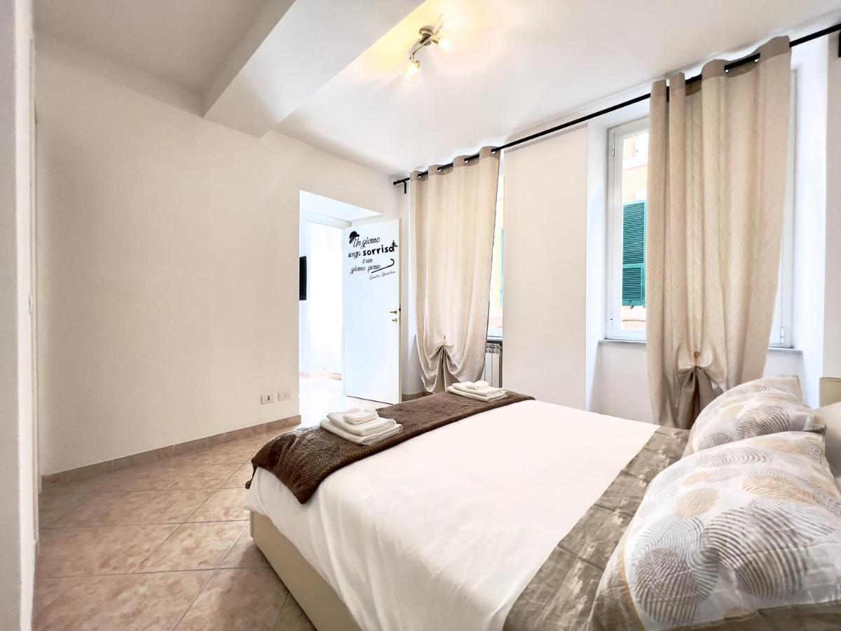 Casa Nandina In Centro Apartment Rapallo Bagian luar foto